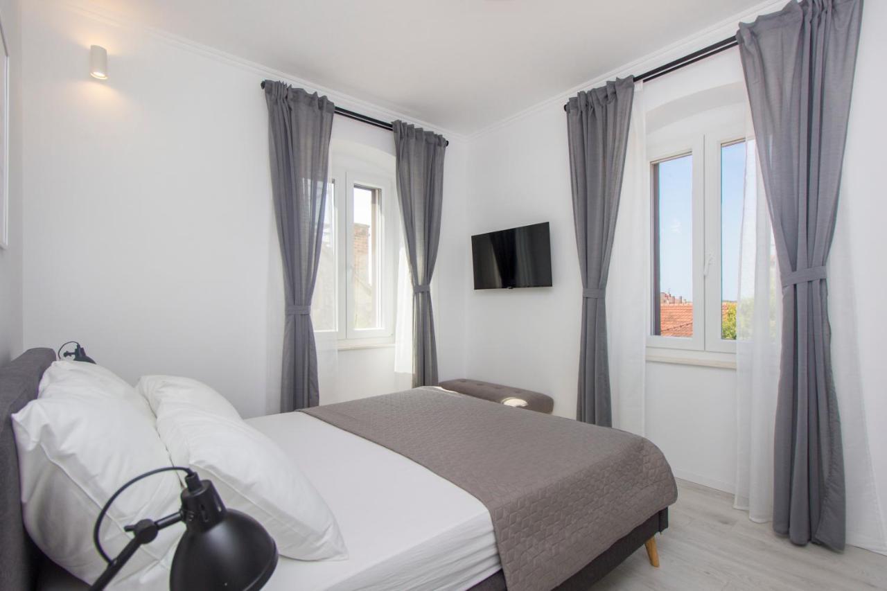 Apartment Ena ,City Center Šibenik Екстериор снимка